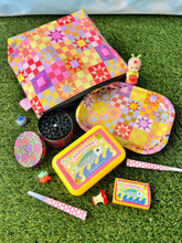 Load image into Gallery viewer, Patchwork Quilt Tray