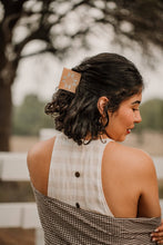 Load image into Gallery viewer, Butter Sawtooth Star Claw (M)