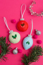 Load image into Gallery viewer, Christmas Baubles Felt Craft Kit