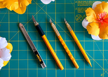 Load image into Gallery viewer, OLFA Graphic Art Knife With 5 Replacement Blades