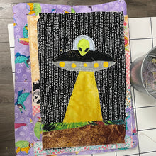 Load image into Gallery viewer, Q3: Saturdays / 11:00 am / Kids' Sewing Class