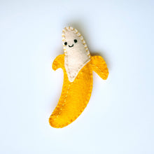 Load image into Gallery viewer, Banana DIY Felt Kit