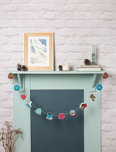 Load image into Gallery viewer, Winter Garland Felt Craft Kit