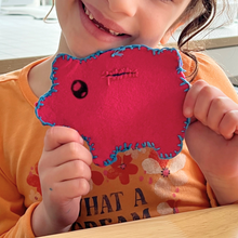 Load image into Gallery viewer, Q4: Saturdays / 9:30 am / Hand Sewing Class