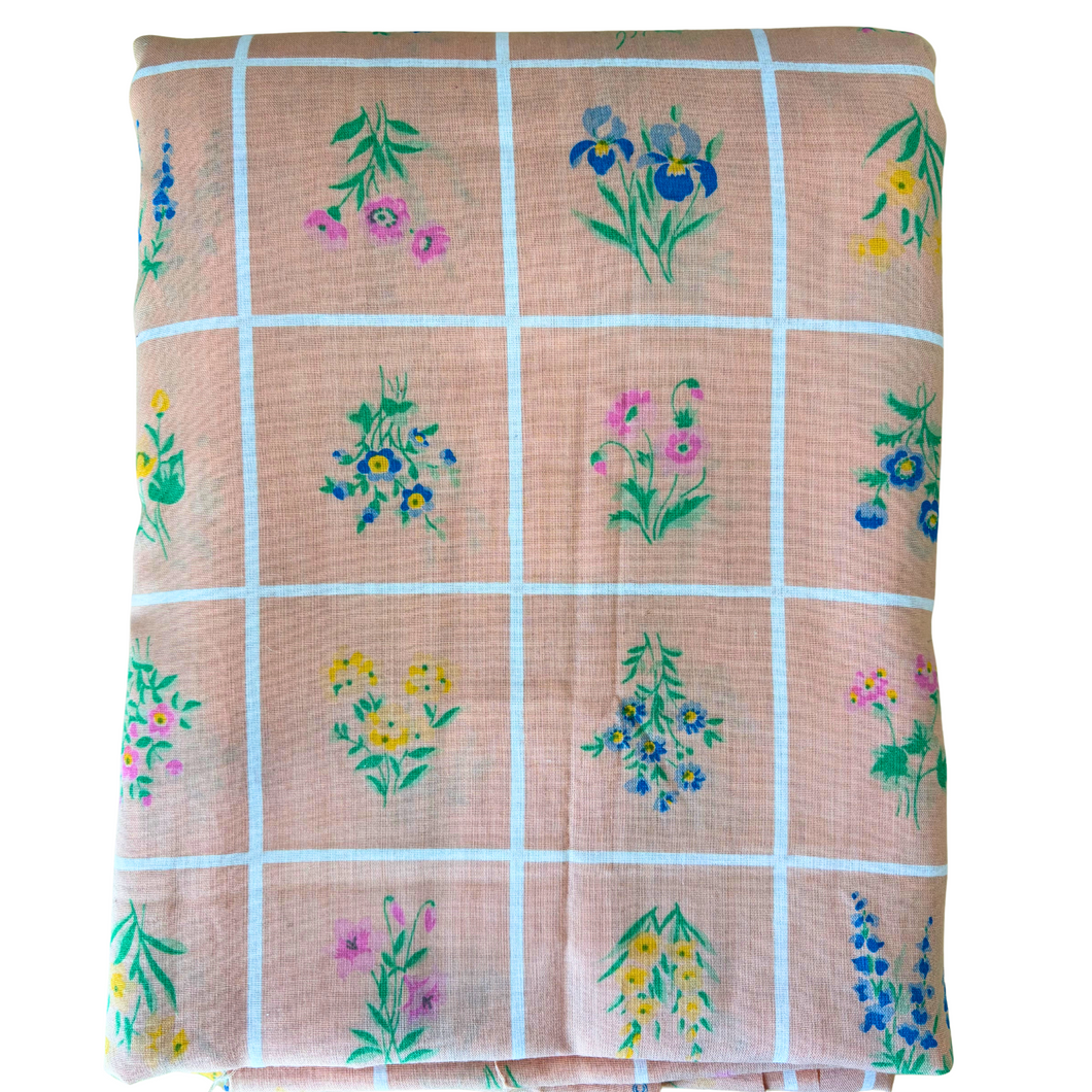 Previously Loved Fabric: Flower Boxes (4 yds)