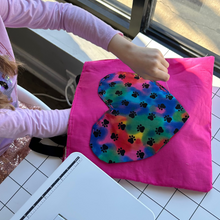 Load image into Gallery viewer, Q3: Saturdays / 11:00 am / Kids' Sewing Class
