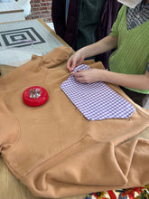 Load image into Gallery viewer, Q1: Thursdays / 5:30 pm / TEENS Sewing Class
