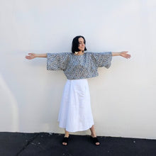 Load image into Gallery viewer, Beginning Garments - The Stephanie Rectangle Sleeve Top
