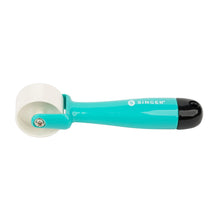 Load image into Gallery viewer, Singer Pro-Series Seam Roller
