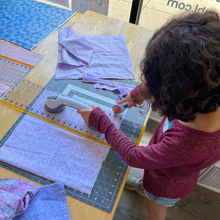 Load image into Gallery viewer, Q1: Wednesdays / 3:45 pm / Kids&#39; Sewing Class
